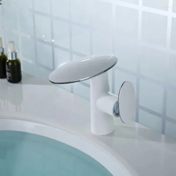 Robinets d'évier de salle de bains, cascade froide et lavabo, lavage à la main blanc, trou unique, grande quantité, Excellent prix