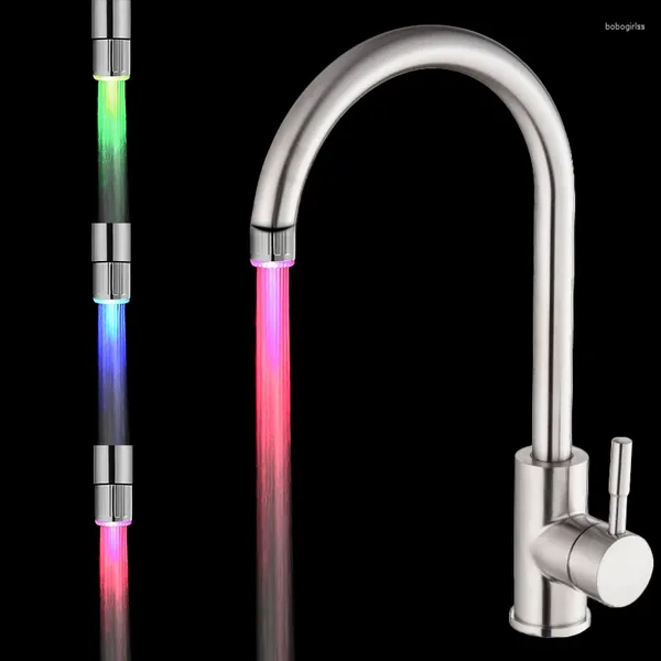 Robinets d'évier de salle de bain les lumières de robinet à eau LED colorée changeant la tête de douche lueur cuisine aérateurs pour les produits