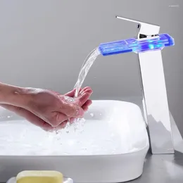 Grifos de lavabo de baño Grifo de cascada de lavabo de encimera Grifos luminosos LED de energía hidroeléctrica inteligente y luz de temperatura de cambio de color frío