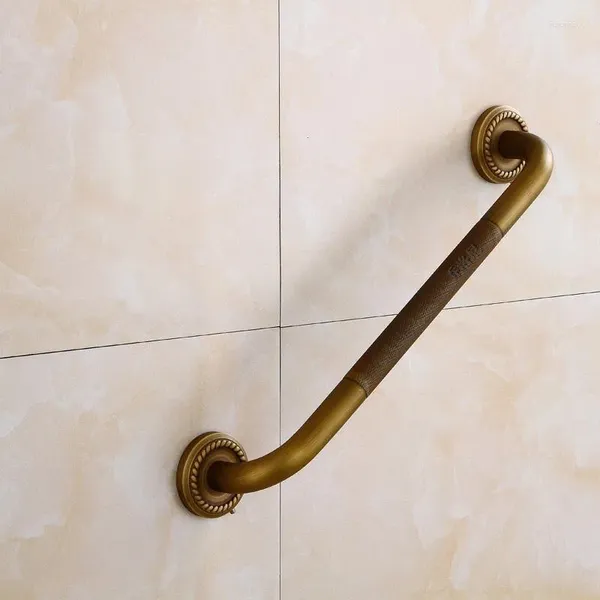 Robinets d'évier de salle de bain style européen simple cuivre en cuivre