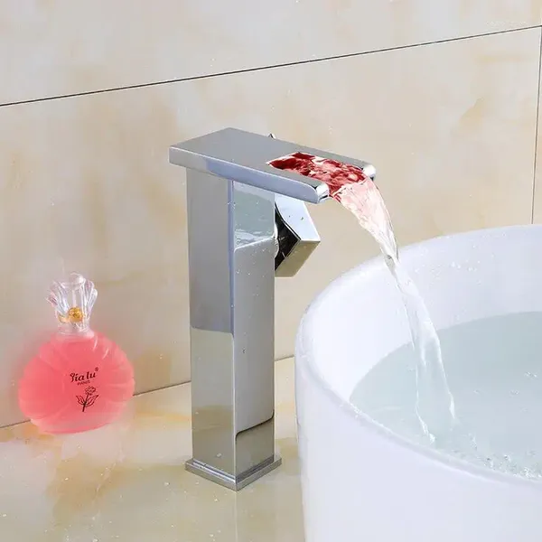 Robinets d'évier de salle de bains, robinet de lavabo en cuivre, cascade lampe LED lavage Chrome mélangeur de toilettes à trou unique