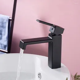 Robinets de lavabo de salle de bain robinet bassin massif en laiton froid et mélangeur d'eau Tap à manche mono-handle monté de peinture de cuisson noire montée