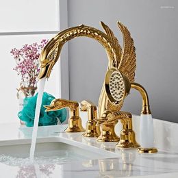 Robinets de lavabo de salle de bains Robinet de lavabo à cinq trous à trois trous et froid avec pomme de douche Golden Swan