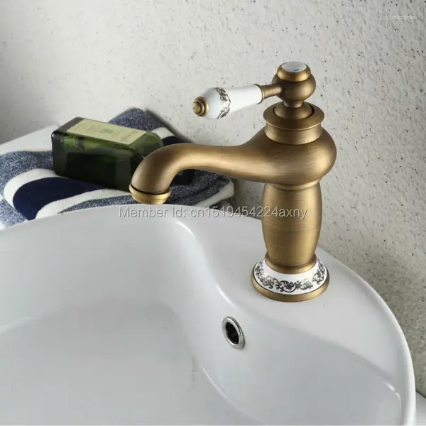 Robinets de lavabo de salle de bain Gizero Blue et blanc Porcelaine Antique Basin Base Céramique Base Cold Water Robinet Taps GI24 GI24