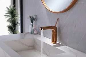 Robinets d'évier de salle de bains, robinet en laiton de bonne qualité, robinet mitigeur de lavabo d'eau froide, conception de trou de poignée unique