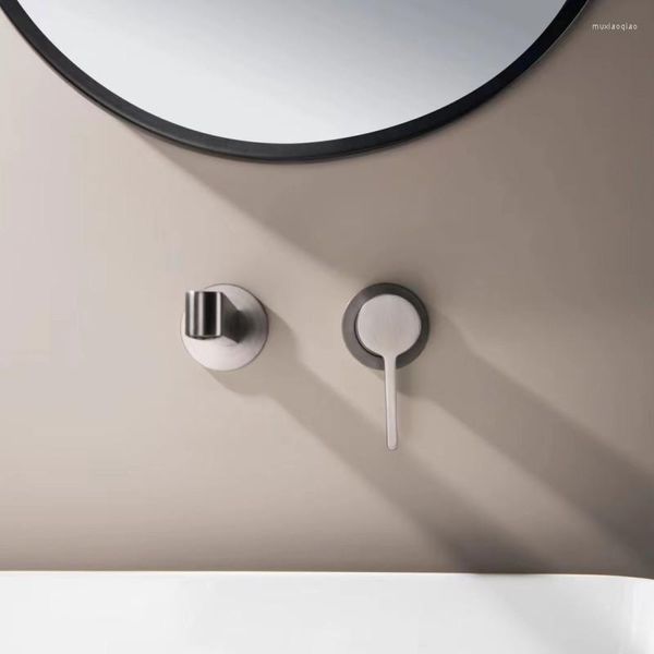 Robinets de lavabo de salle de bains, robinet mural en bronze à canon, lavabo de toilette gris dans un luxe léger