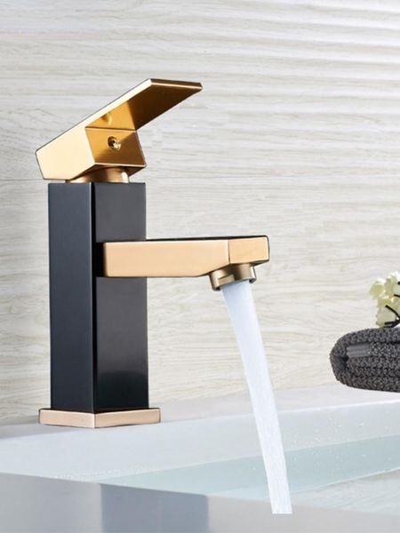 Robinets de lavabo de salle de bain High Black Golden Deck Mouted Robinet Mixer Tap Square Single Handle Basin Cold Eau pour