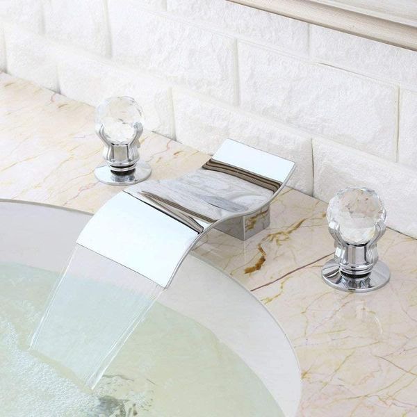 Grifos de lavabo de baño Cascada generalizada de alta calidad Grifo de 3 orificios con manijas de perilla de cristal Lavabo de latón