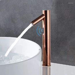 Robinets de lavabo de salle de bain Capteur de mouvement infrarouge Smartless Basin Tap Basin Rose Gold Induction Grifo Washbasin Modern Battery Robinet