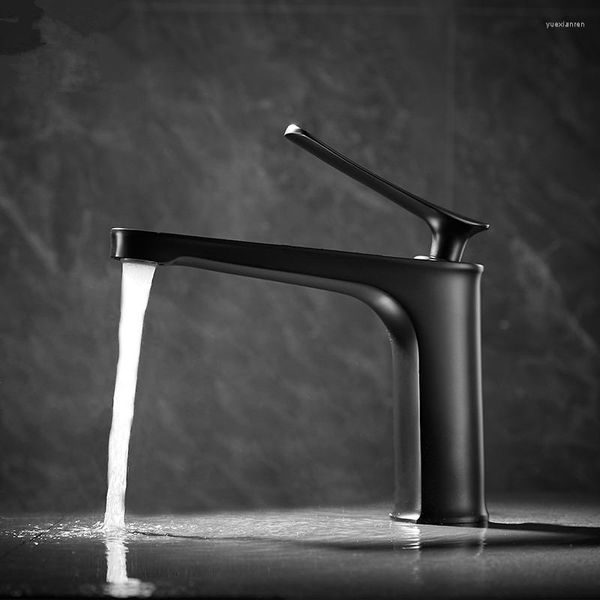 Robinets de lavabo de salle de bain Lottin Gold Basin robinet Black Mixer Tap et froid