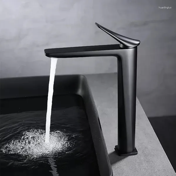 Grifos de lavabo de baño Grifo de latón de lujo Alto de alta calidad Cobre Un orificio Manija Mezclador de lavabo Grifo Diseño moderno Negro