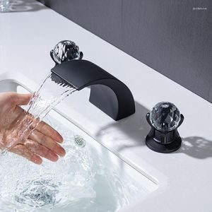 Grifos de lavabo de baño Grifo de latón y cristal de alta calidad de lujo Negro 2 manijas Grifo mezclador de lavabo de 3 agujeros Agua fría