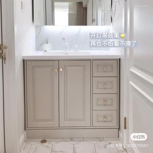 Badkamer wastafel kranen melkthee kleur op maat gemaakte Amerikaanse stijl met witte waskraan kast combinatie wasbekken bekken badkamer