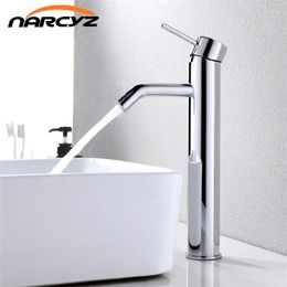 Grifos de lavabo de baño narcyz basin grifo mezclador de agua tono bañera de latón lavado xt524