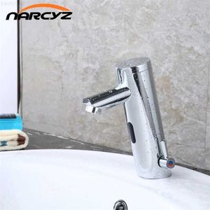 Grifos para lavabo de baño NUEVO Mezclador frío y caliente Grifo táctil automático Mezclador frío y caliente Batería Sensor sin energía Grifo Fregadero de baño XR8805