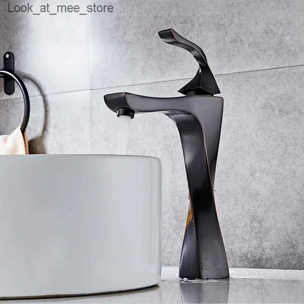 Grifos para lavabo de baño Grifo tipo lavabo de nuevo diseño, lavabo de baño cromado y negro, mezclador de refrigeración para lavado de cubierta con una sola manija, grúa Q240301