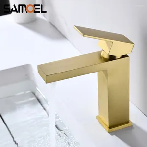 Grifos de lavabo de baño Nordic estilo simple de oro cepillado grifo cuadrado de ducha de ducha de ducha de latón toque de agua fría g1145