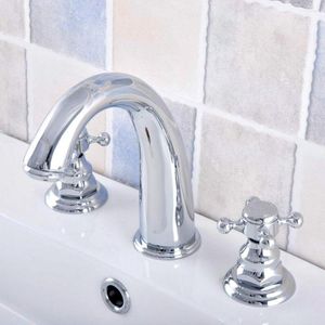 Robinets de lavabo de salle de bain Argent poli Chrome Laiton Robinet de lavabo monté sur le pont Mitigeur de vanité répandu Trois trous / Deux poignées Anf533