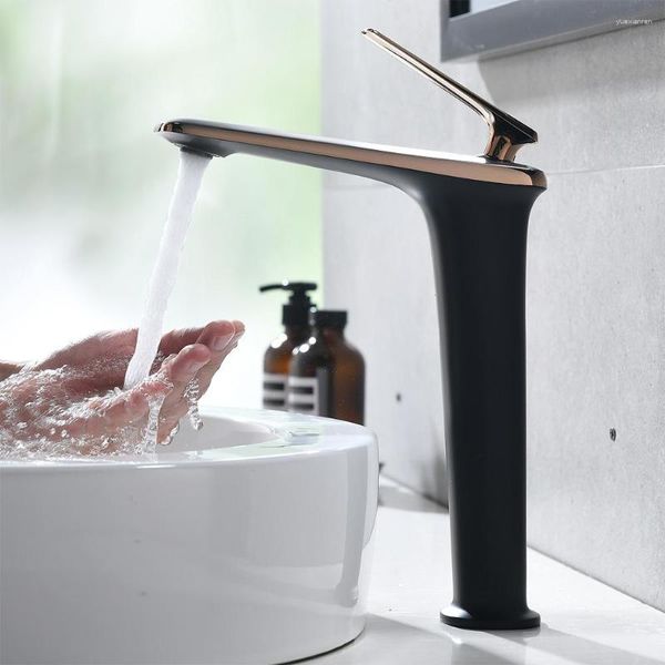 Grifos para lavabo de baño Grifo SKOWLL Vaso moderno Tocador de 1 orificio Lavabo de un solo mango HG-6770 Negro Oro rosa