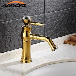Robinets de lavabo de salle de bain style pont monté mitigeur comptoir bassin robinet laiton doré et mitigeurs d'eau froide XT833