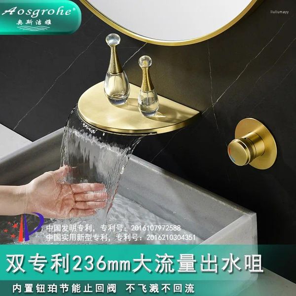 Grifos de lavabo de baño Grifo de cascada de latón de calidad superior Montado en la pared 1 manija Lavabo de agua fría Lavabo de cobre de lujo