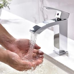 Robinets de lavabo de salle de bain Basin de robinet de cascade monte à manche mono-handoure Gold / noir / chrome / rose or / nickel fini Mixer Taps
