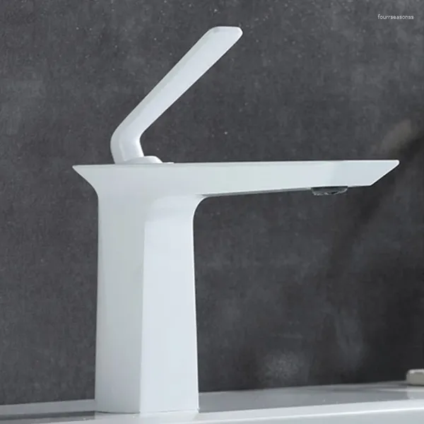 Robinets de lavabo de salle de bain Design haut de gamme élégant blanc et robinet d'eau froide lavabo sous le comptoir lavabo à poignée unique pour robinets en métal