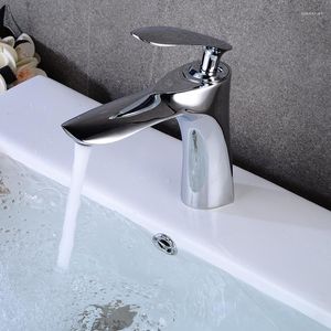 Robinets de lavabo de salle de bain blanc avec robinet de lavabo en or mitigeur mitigeur et eau froide