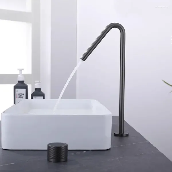 Grifos de lavabo de baño Grifo de lavabo generalizado Blanco Negro Palanca única Rotación de latón Mezclador frío