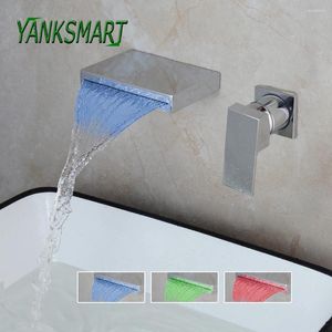 Robinets de lavabo de salle de bain yanksmart LED Matte noir chrome mural bassin robinet de bain cascade à poignée unique