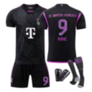 Bayern Jersey 2324 Away Black Childrens Étudiant Étudiant Ensemble de formation pour adultes Group de kit d'achat pour hommes et maillots de football pour femmes