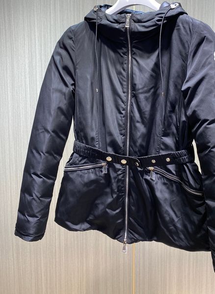 BB M53152 La tela de parkas de parkas para mujeres adopta la tela de recubrimiento impermeable 10D de ligas de plumas, que está hecha de 84.5% de fibra de poliéster y 15.5% de algodón Bruce Zhang Quality