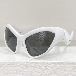 BB0319S Designer Womens Hamptons Cat Eye Sunglasses 24SS Spring Nouvelles Femmes Valettes Grey Lenses gris blancs Nylon Frame Nylon