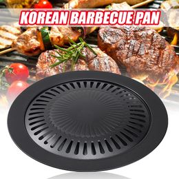 Outils de barbecue Accessoires rond coréen BBQ Viande Plaque de gril antiadhésive pour rôtir les barbecues Cuisson avec support Support Facile à nettoyer sans fumée 32 cm 230710