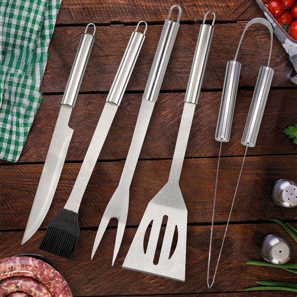 BBQ Tools Accessoires Ensemble en acier inoxydable Spatule Tongs Fork Tongs Couteau Brosse Barbecue Grilling Ustensile Camping Outdoor Cooking Tool 230817
