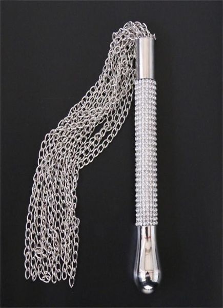 BDSM Cadenas de metal Whip Flogger Ass Nalgadas Bondage para parejas Fetiche Mango de diamante con cadena de metal Nalgadas Látigos Juguetes sexuales para la mejor calidad