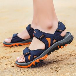 Sandales d'été à plage et à océan Sandales d'été portent des flips pour hommes en cuir véritable 230720