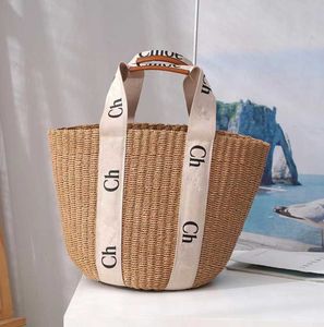 Sacs de plage Femme WOODY Sac fourre-tout en paille Designers Femme Homme Épaule Shopping vacances d'été grand Bandoulière week-end voyage sac à main pochette panier Sac 57ess