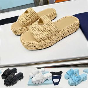 Strand slippers Dikke bodem damesschoenen Designer Slipper vrouw schoenen Nieuwe cartoon alfabet dame platform sandalen hakken brief hoge hiel glijbanen maat 35-39-41 met doos