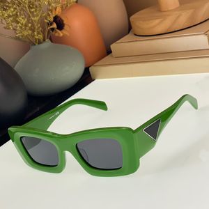 Gafas de sol de playa caliente Estampado de leopardo Hombres Mujeres Acetato marco cuadrado verde oliva gema opr13 Lentes de vidrio Firma brillante Gafas de sol para hombre Gafas De Sol con caja