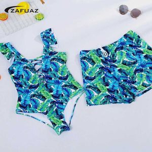 Maillots de bain été Couple femmes maillot de bain Shorts de plage hommes à volants Monokini feuille imprimer Couple Bikini ensemble volant maillots de bain 210604