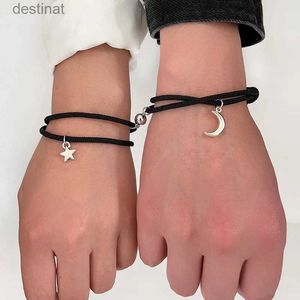 Kralen 2 Stuks Mode Ster Maan Magnetische Hanger Paar Armbanden voor Vrouwen Handgemaakte Touw Ketting Armband Vriendschap Minimalistische SieradenL24213