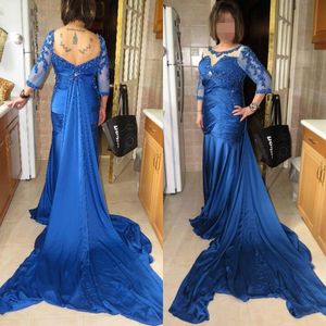 Prachtige Royal Blue Prom Dress Long Formele Avondjurken Plus Size Sheer Neck Illusion Sleeves Kralen Kant Applicaties Afneembare Trein