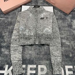 Suéter bordado con cuentas miu tech sudadera con capucha de lana chaqueta de diseñador camiseta sin mangas de punto camisa casual sudaderas con cremallera