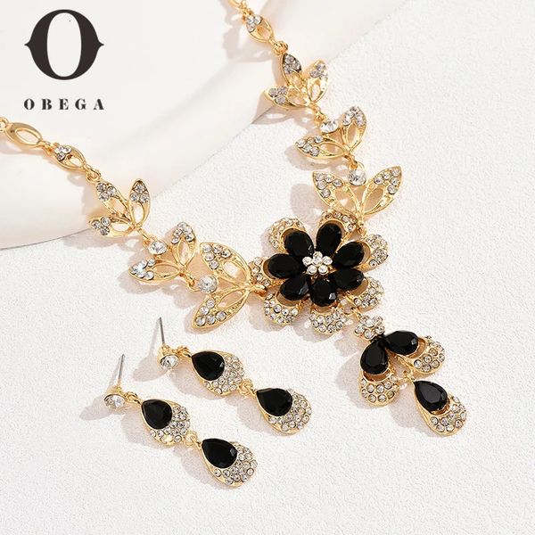 Colliers de perles Obega élégant fleur forme noir Zircon collier boucles d'oreilles ensemble de bijoux mode plaqué or Banquet accessoires pour femmes cadeau 231124