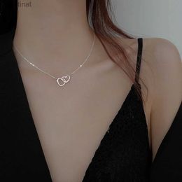 Colliers de perles Simple métal creux Double coeur collier pour femmes créatif connecté coeur couleur argent clavicule chaîne collier fête bijouxL231225