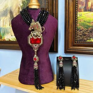 Colliers de perles vintage destrier animal verre rubis boucles d'oreilles collier haut de gamme ensemble 231127