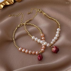 Brins de perles Style coréen Creative Simple Main Fleur Pendentif Fille Rose Bracelet Pour Femmes Mode Bijoux Accessoires Fawn22