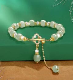 Brins perlées luxe vintage imitation imitation hetian jade bracelet élégant tempérament fête de mode de mariage bijoux pour les femmes donn5623895