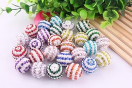 Perles Kwoi vita 20mm 100 pcs/lot couleur avec bande ab blanche couleur mélangée grosse résine strass perles boule pour enfants collier